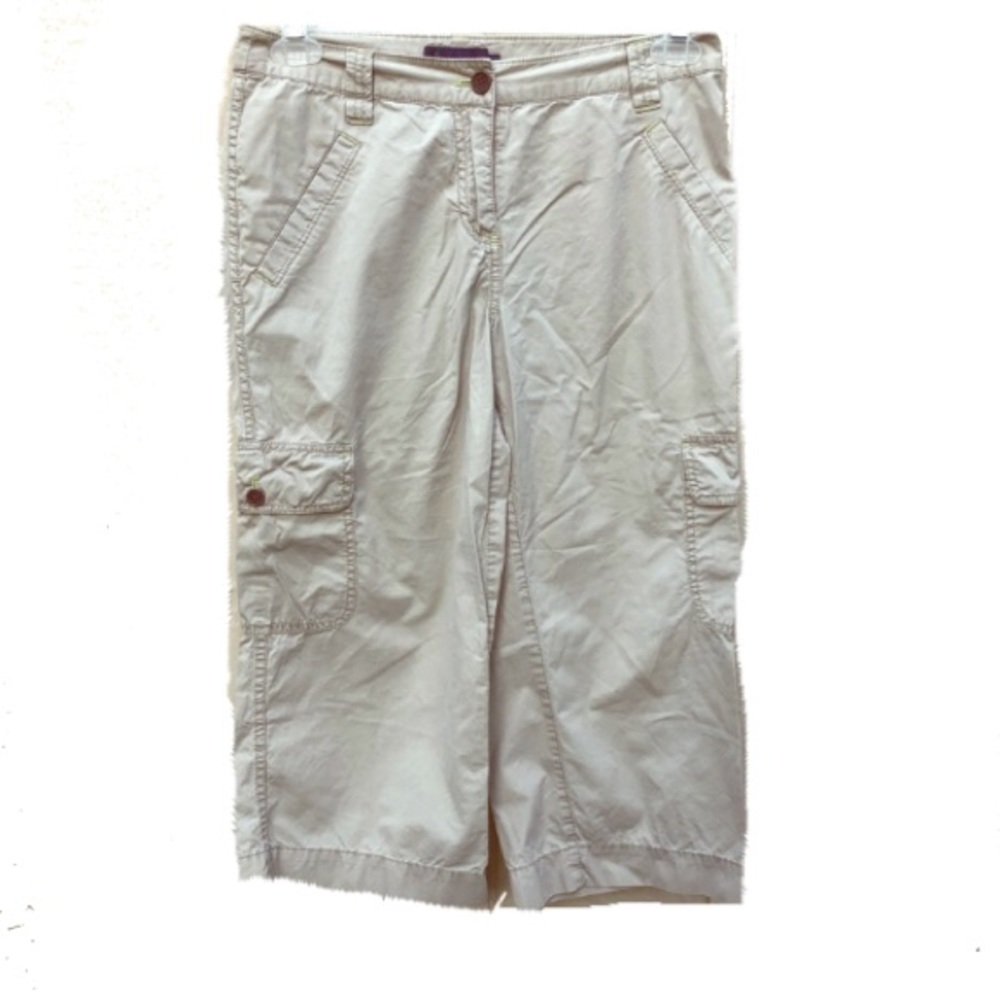 ⚡️5/$15⚡️Boden | Khaki cargo capris | size 10R